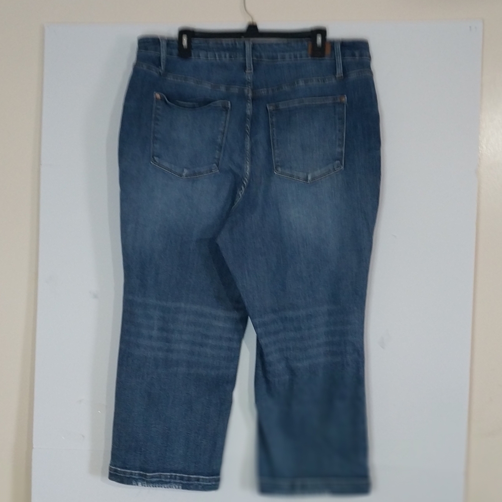 Judy Blue Stretch Dark Wash Women's Cropped Jeans 20 W - Picture 3 of 13